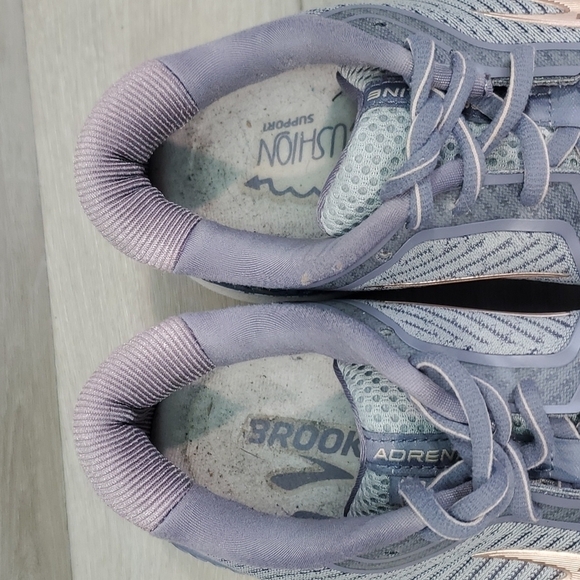 Brooks Womens Adrenaline GTS 20 Running Sneakers shoes 10.5 Medium B - Picture 5 of 13